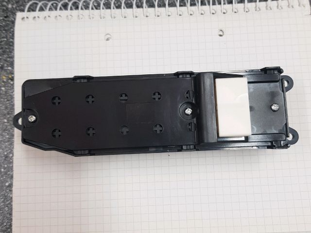 bontott TOYOTA COROLLA Bal első Ablakemelő Kapcsoló