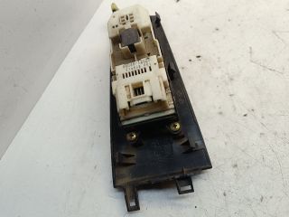 bontott TOYOTA COROLLA Bal első Ablakemelő Kapcsoló