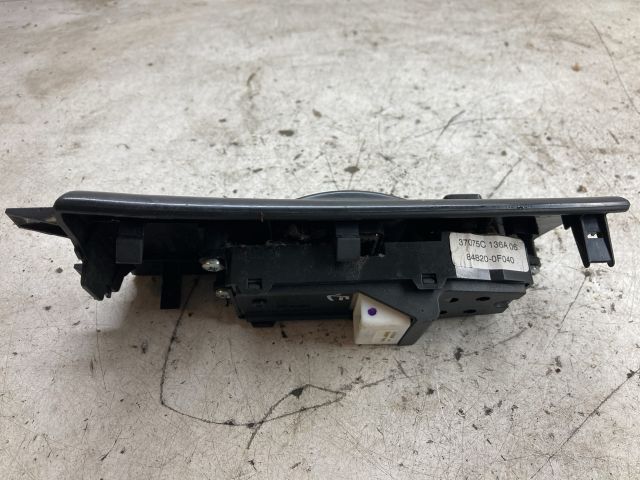 bontott TOYOTA COROLLA Bal első Ablakemelő Kapcsoló