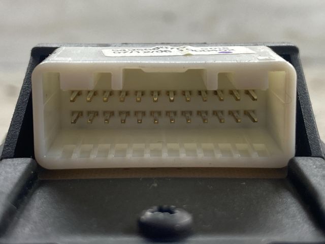 bontott TOYOTA COROLLA Bal első Ablakemelő Kapcsoló