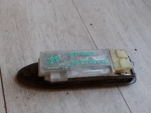 bontott TOYOTA COROLLA Bal első Ablakemelő Kapcsoló