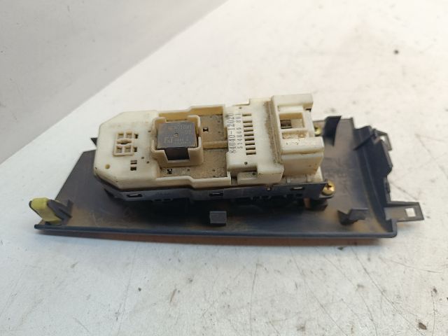 bontott TOYOTA COROLLA Bal első Ablakemelő Kapcsoló