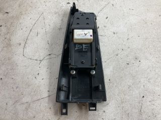 bontott TOYOTA COROLLA Bal első Ablakemelő Kapcsoló