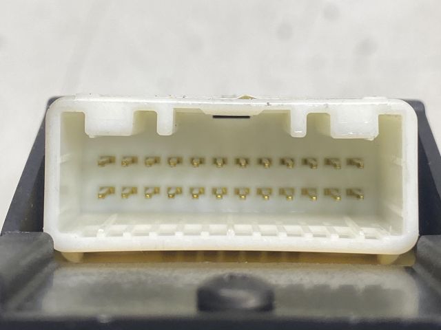 bontott TOYOTA COROLLA Bal első Ablakemelő Kapcsoló