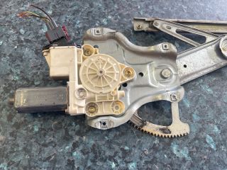 bontott TOYOTA COROLLA Bal első Ablakemelő Szerkezet (Elektromos)