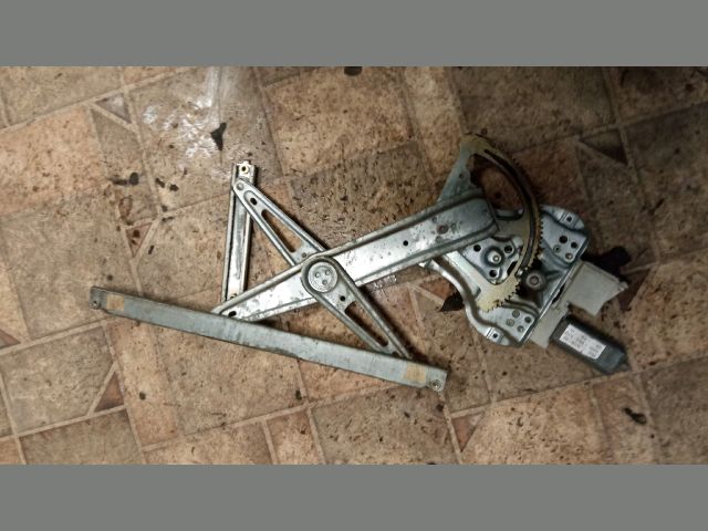 bontott TOYOTA COROLLA Bal első Ablakemelő Szerkezet (Elektromos)