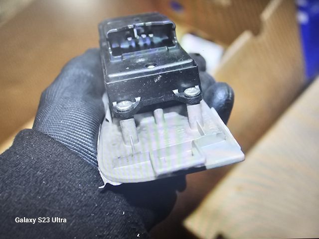 bontott TOYOTA COROLLA Bal első Ablakemelő Szerkezet (Elektromos)