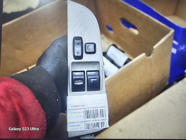 bontott TOYOTA COROLLA Bal első Ablakemelő Szerkezet (Elektromos)