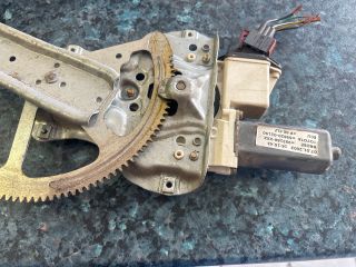 bontott TOYOTA COROLLA Bal első Ablakemelő Szerkezet (Elektromos)