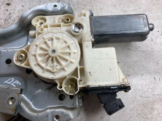 bontott TOYOTA COROLLA Bal első Ablakemelő Szerkezet (Elektromos)