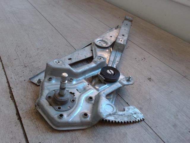 bontott TOYOTA COROLLA Bal első Ablakemelő Szerkezet (Mechanikus)