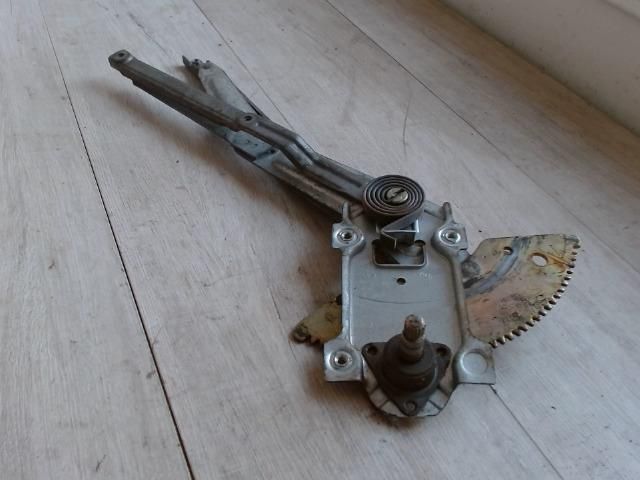 bontott TOYOTA COROLLA Bal első Ablakemelő Szerkezet (Mechanikus)