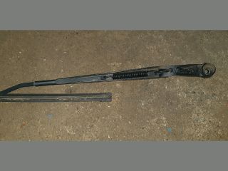 bontott TOYOTA COROLLA Bal első Ablaktörlő Kar