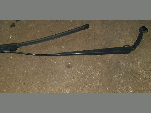 bontott TOYOTA COROLLA Bal első Ablaktörlő Kar