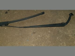 bontott TOYOTA COROLLA Bal első Ablaktörlő Kar