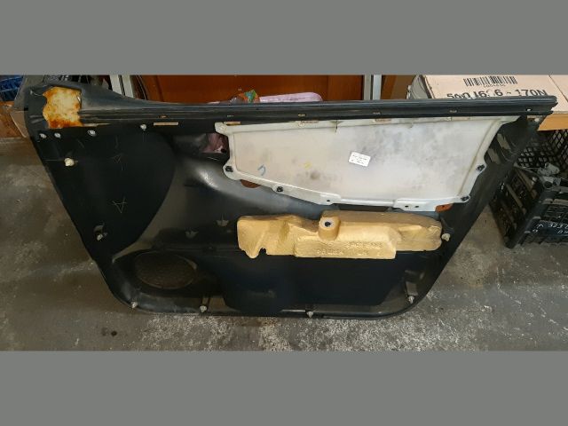 bontott TOYOTA COROLLA Bal első Ajtó Kárpit