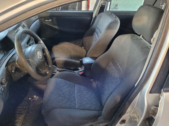 bontott TOYOTA COROLLA Bal első Ajtó Kárpit