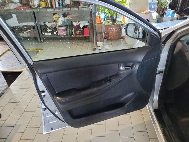 bontott TOYOTA COROLLA Bal első Ajtó Kárpit