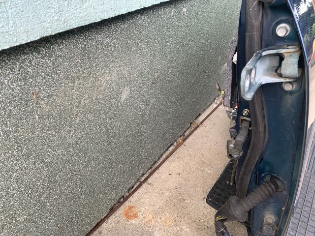 bontott TOYOTA COROLLA Bal első Ajtó (Részeivel)