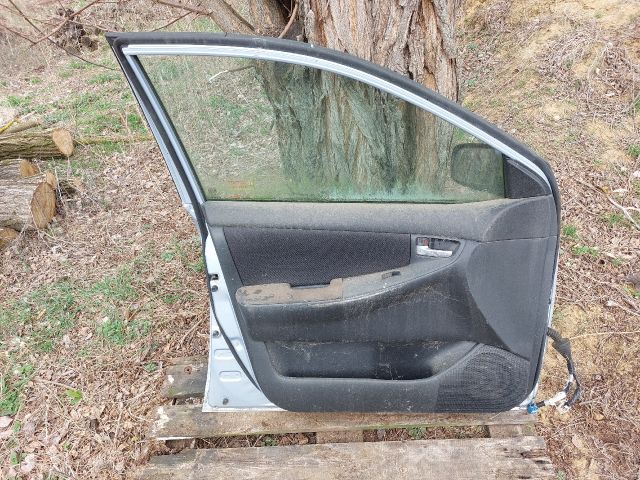 bontott TOYOTA COROLLA Bal első Ajtó (Részeivel)