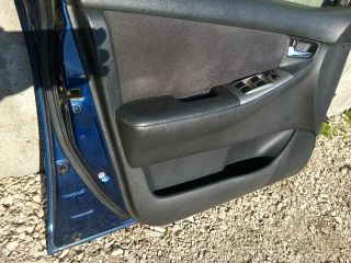 bontott TOYOTA COROLLA Bal első Ajtó (Részeivel)