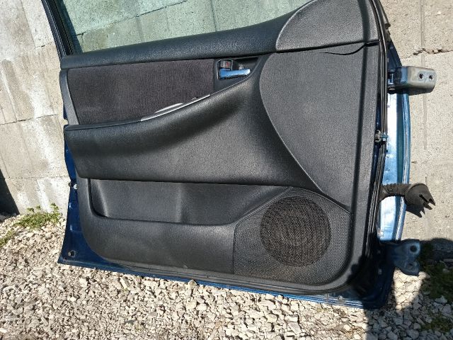 bontott TOYOTA COROLLA Bal első Ajtó (Részeivel)