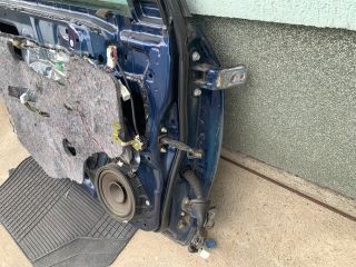 bontott TOYOTA COROLLA Bal első Ajtó (Részeivel)