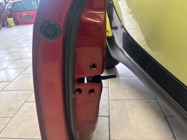 bontott TOYOTA COROLLA Bal első Ajtó (Üres lemez)