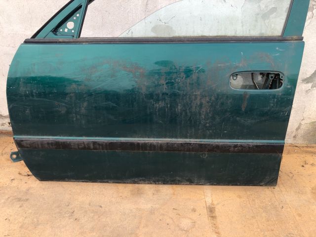 bontott TOYOTA COROLLA Bal első Ajtó (Üres lemez)