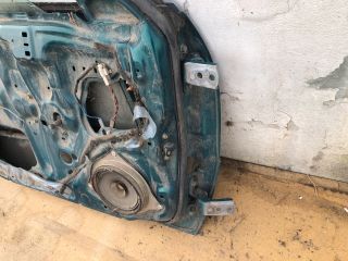 bontott TOYOTA COROLLA Bal első Ajtó (Üres lemez)