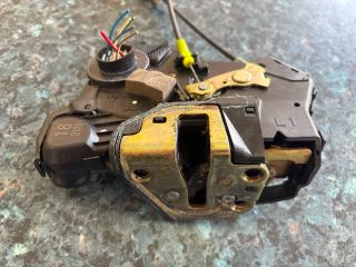 bontott TOYOTA COROLLA Bal első Ajtózár