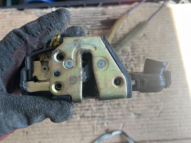 bontott TOYOTA COROLLA Bal első Ajtózár