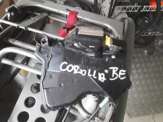 bontott TOYOTA COROLLA Bal első Ajtózár