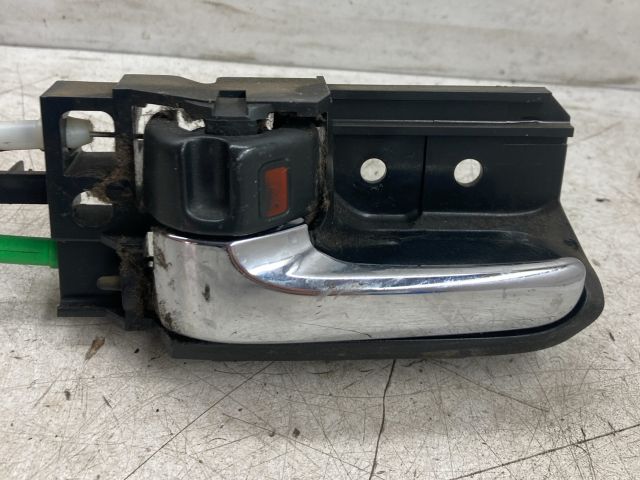 bontott TOYOTA COROLLA Bal első Ajtózár