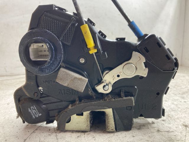 bontott TOYOTA COROLLA Bal első Ajtózár