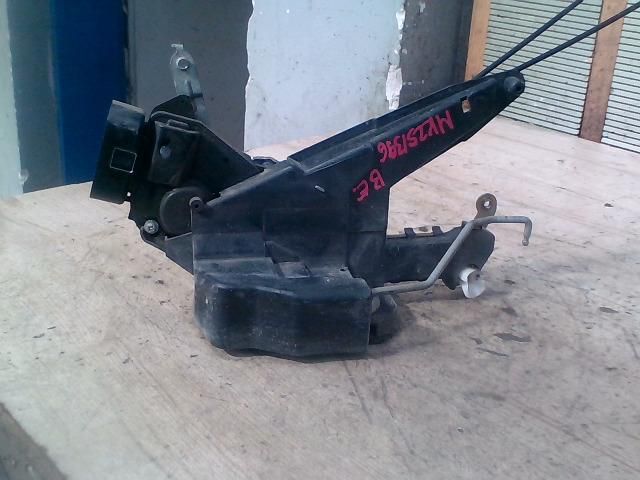 bontott TOYOTA COROLLA Bal első Ajtózár