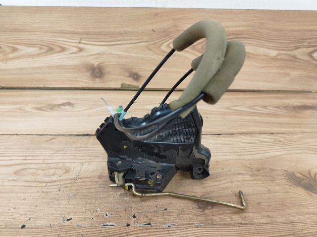 bontott TOYOTA COROLLA Bal első Ajtózár