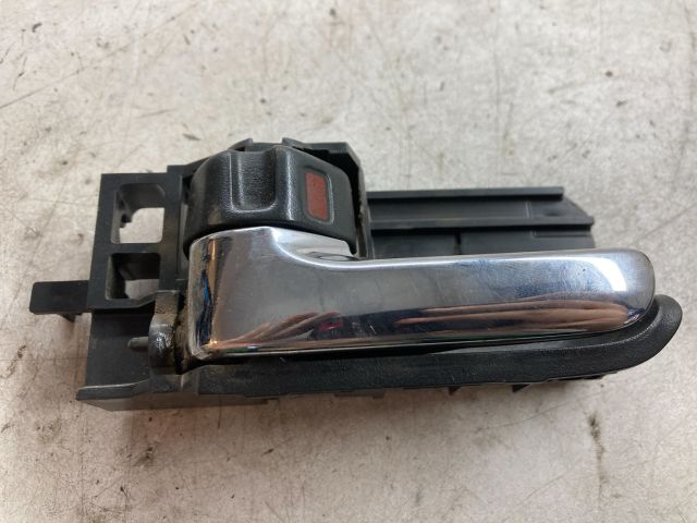 bontott TOYOTA COROLLA Bal első Belső Kilincs