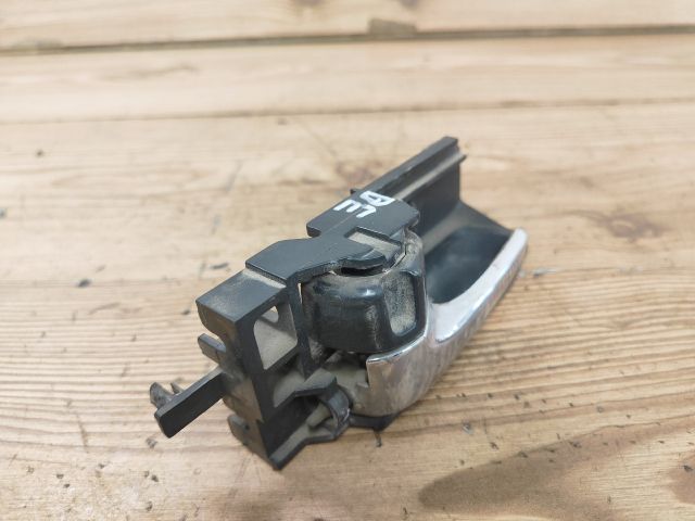 bontott TOYOTA COROLLA Bal első Belső Kilincs