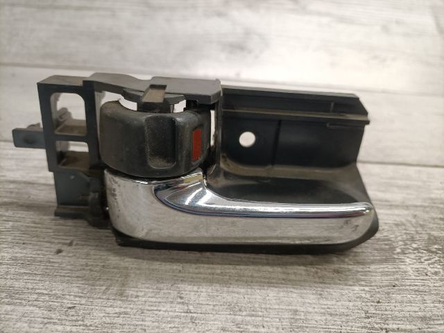 bontott TOYOTA COROLLA Bal első Belső Kilincs