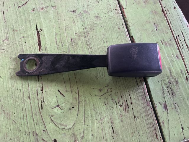 bontott TOYOTA COROLLA Bal első Biztonsági Öv Csat