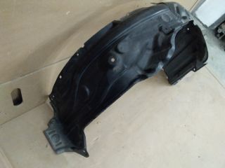 bontott TOYOTA COROLLA Bal első Dobbetét (Kerékjárati, Műanyag)