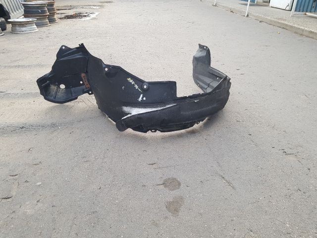 bontott TOYOTA COROLLA Bal első Első Dobbetét (Kerékjárati, Műanyag)