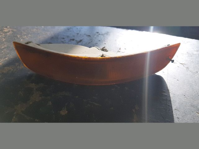 bontott TOYOTA COROLLA Bal első Irányjelző