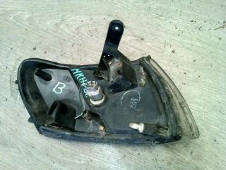 bontott TOYOTA COROLLA Bal első Irányjelző