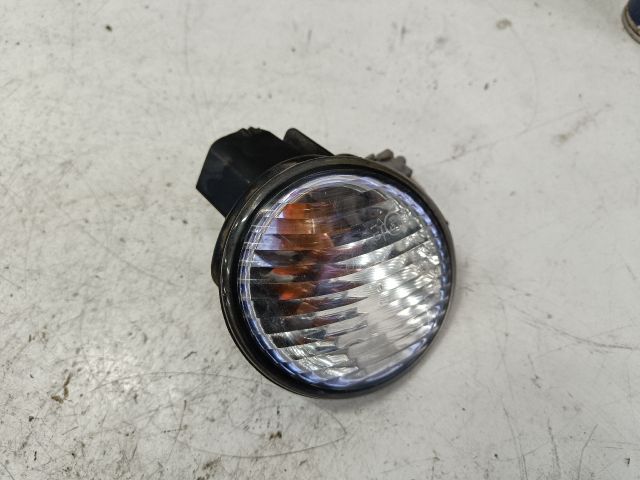 bontott TOYOTA COROLLA Bal első Irányjelző