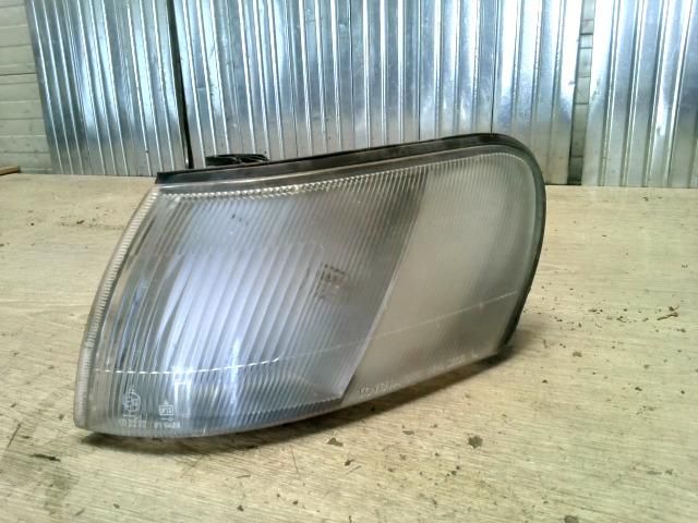 bontott TOYOTA COROLLA Bal első Irányjelző