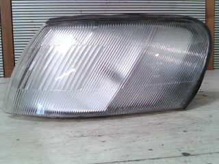 bontott TOYOTA COROLLA Bal első Irányjelző