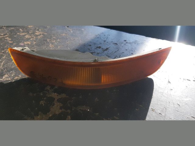 bontott TOYOTA COROLLA Bal első Irányjelző