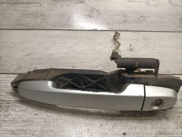bontott TOYOTA COROLLA Bal első Külső Kilincs